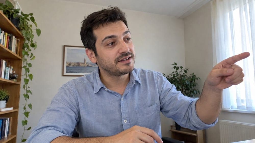 Преподаватель на видеосвязи